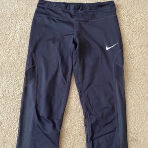Capri navy Nike Leggings for Sale!